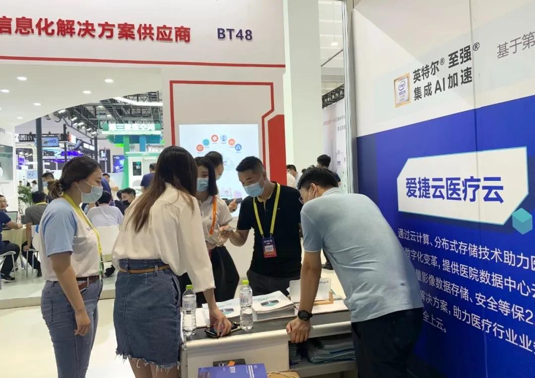 云服务提供商一直说全栈云服务到底是什么？