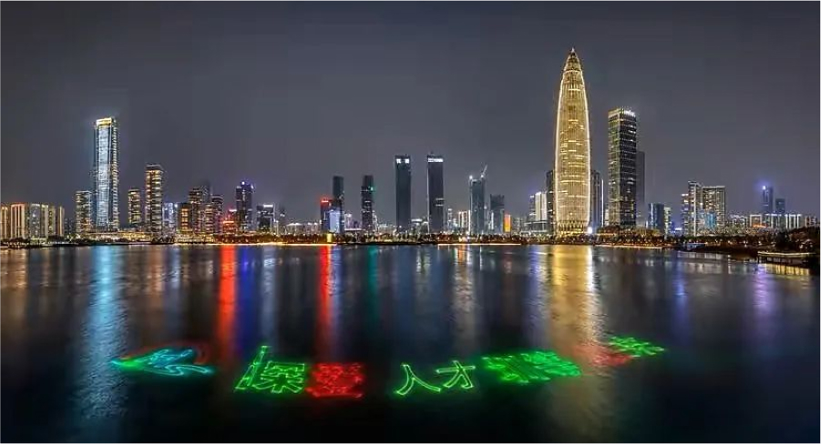 【重磅发布】爱捷云DeepSeek智算一体机发布，支持DeepSeek满血版模型
